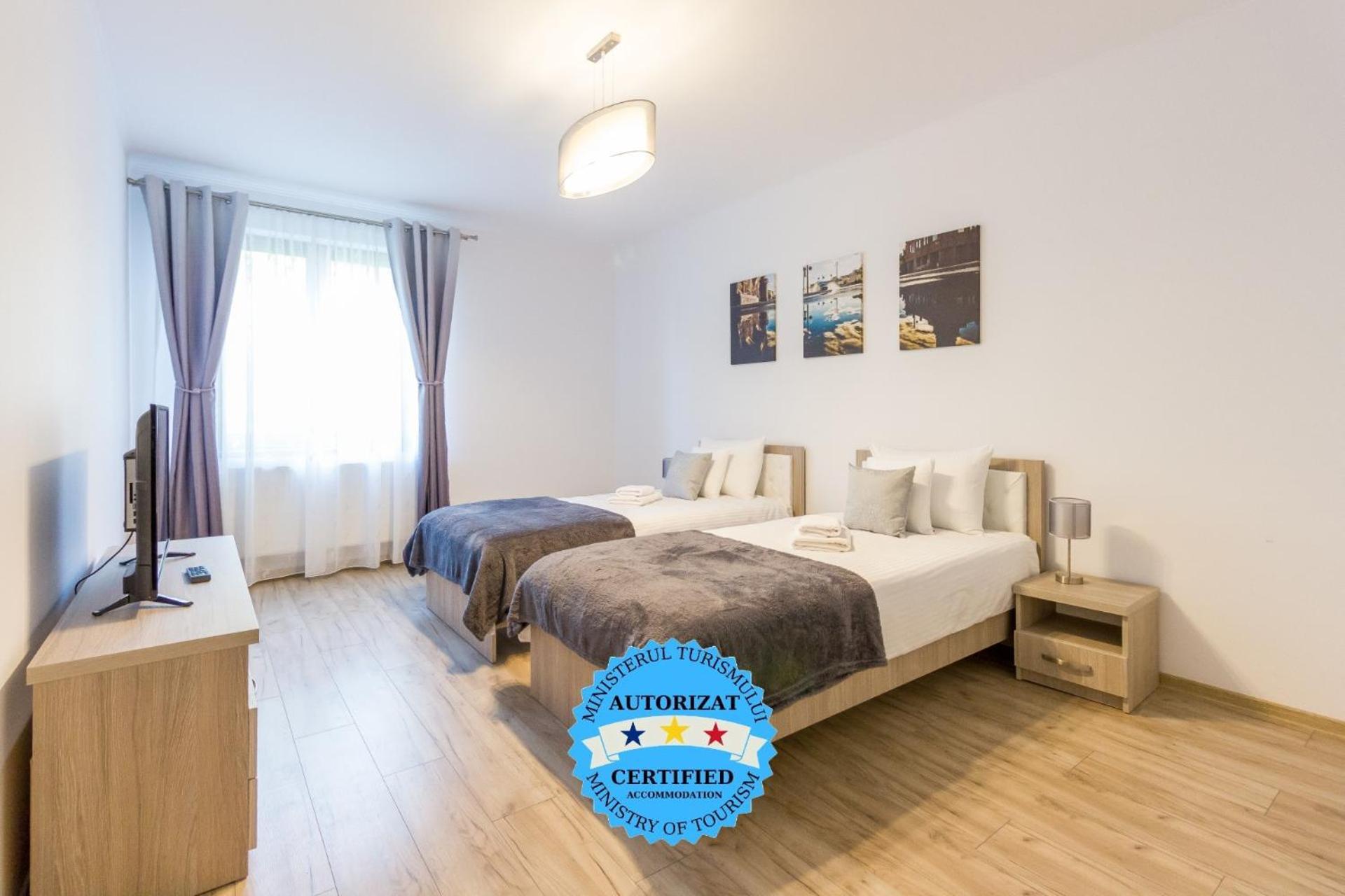 Spacious And Quiet 2 Bedroom Apartment คลูจ-นาโปกา ภายนอก รูปภาพ